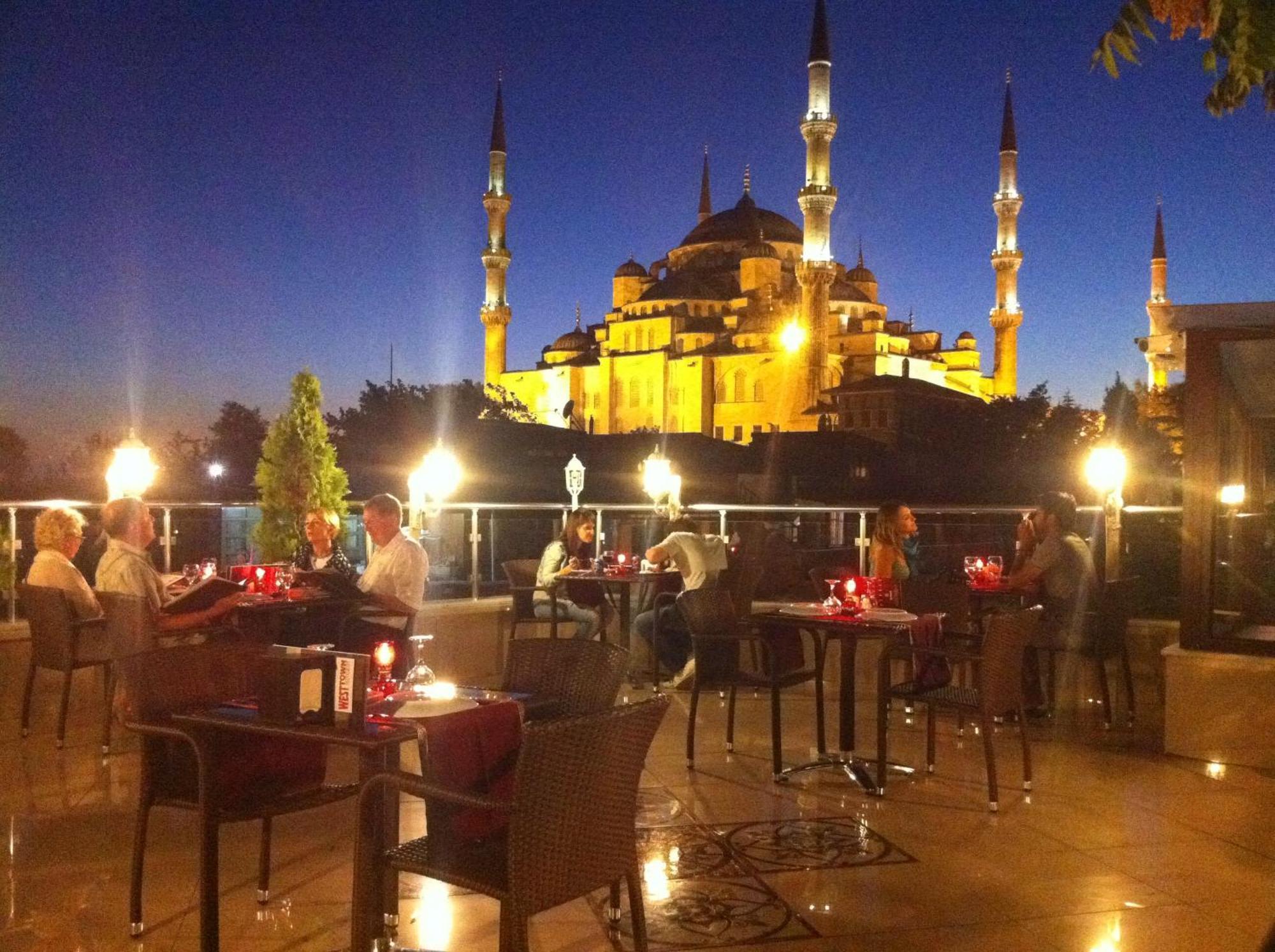 Charm Hotel Istanbul Exteriör bild