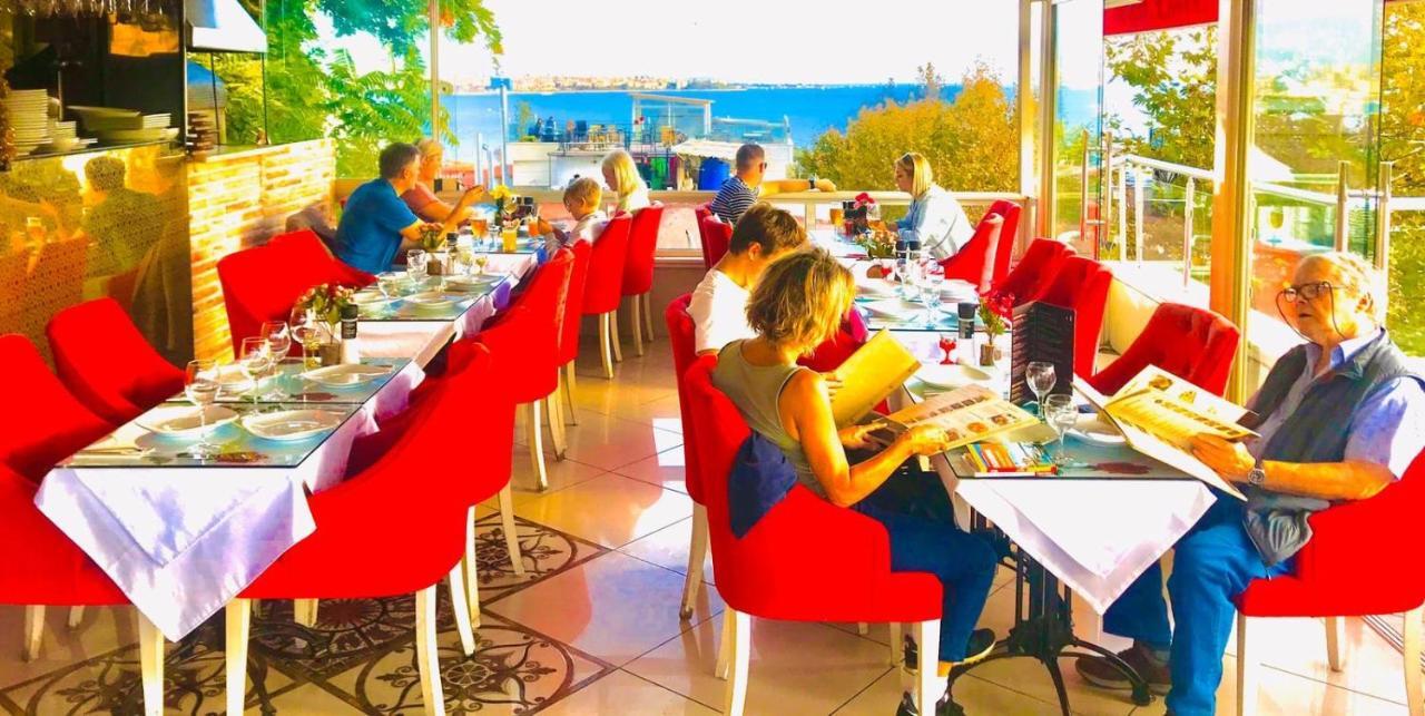Charm Hotel Istanbul Exteriör bild
